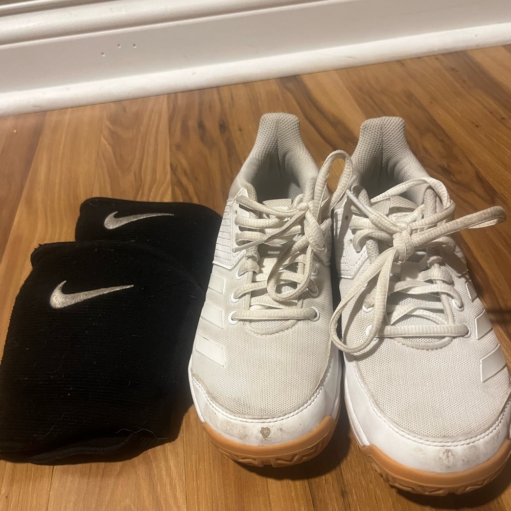 GIRLS Adidas volleyball shoes